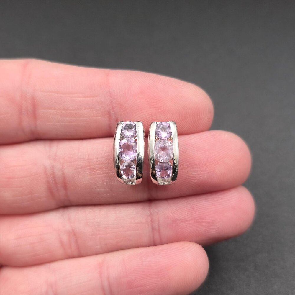 Sterling Silver Light Amethyst Gem Channel Earrings A6524